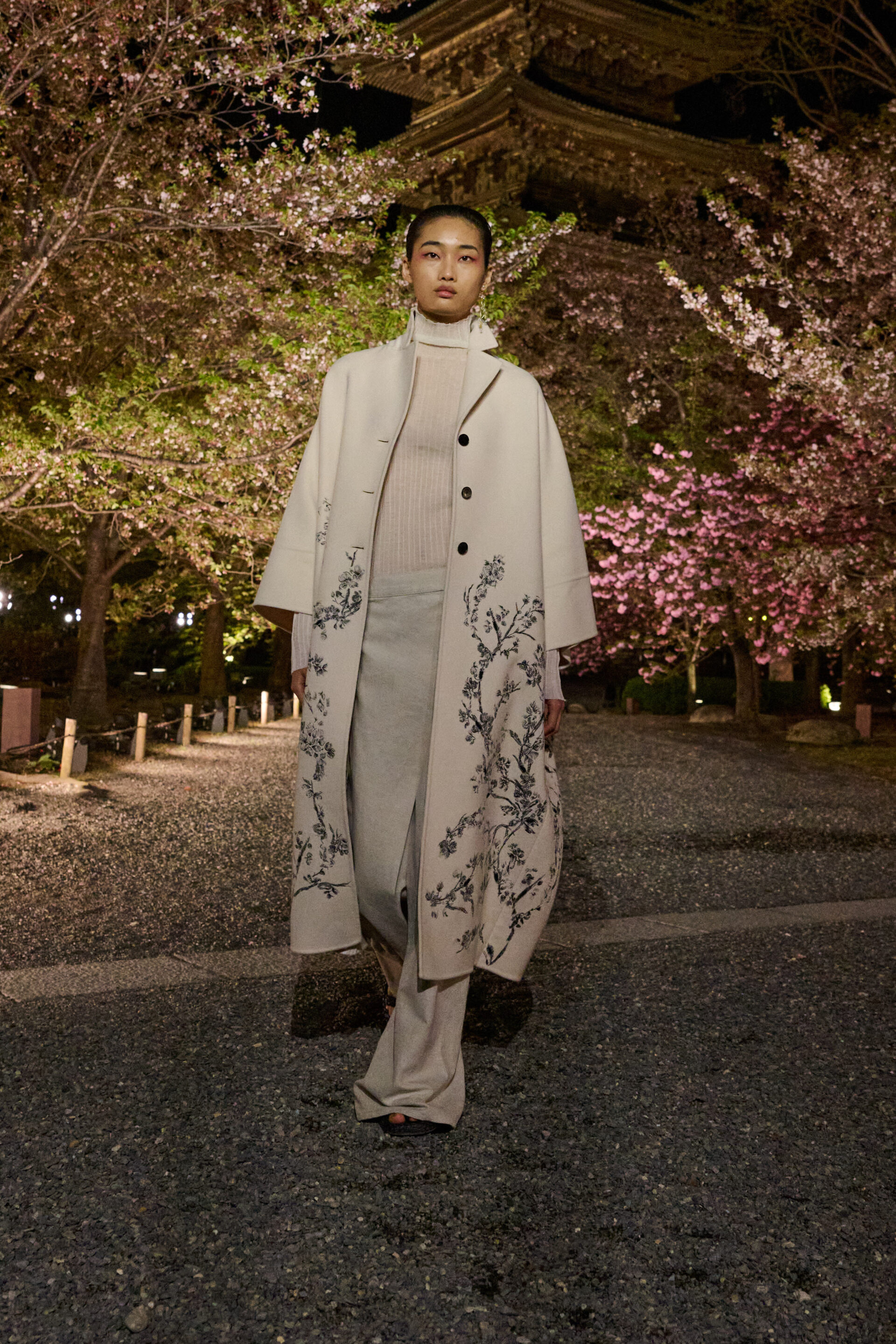 28_DIOR_MODE_FEMME_FALL_2025_SHOW_LOOK_28