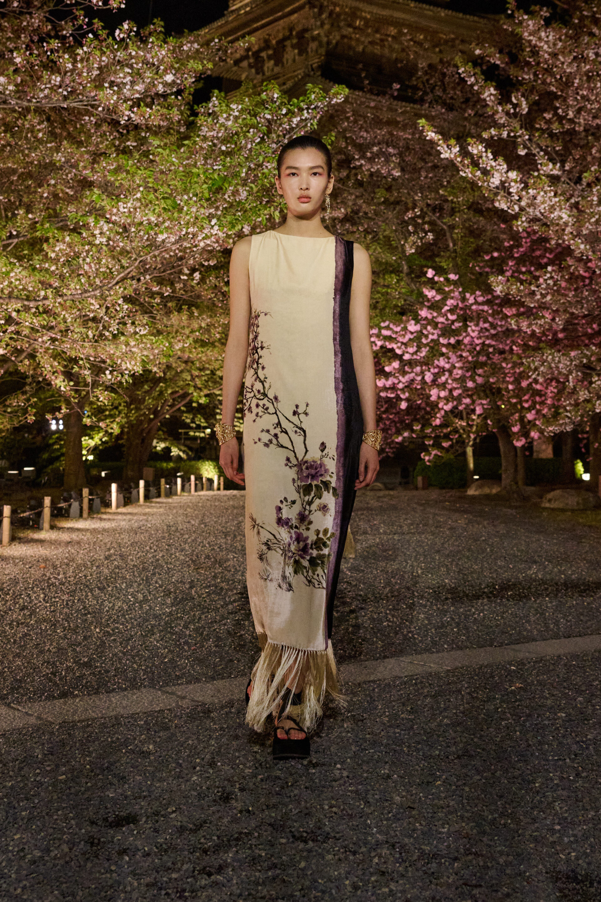 52_DIOR_MODE_FEMME_FALL_2025_SHOW_LOOK_52