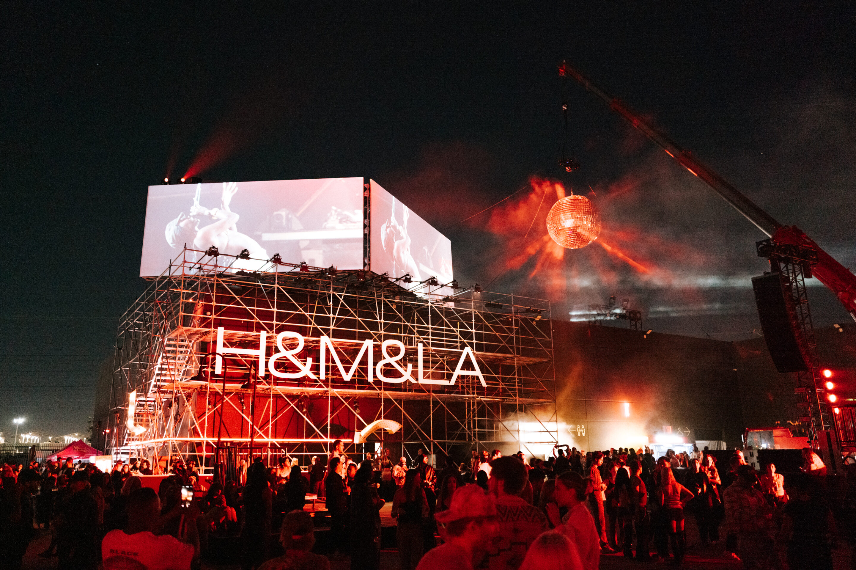 L.A. vibra al ritmo de la moda: H&M celebra su colección Primavera/Verano 2025 con un festival inolvidable