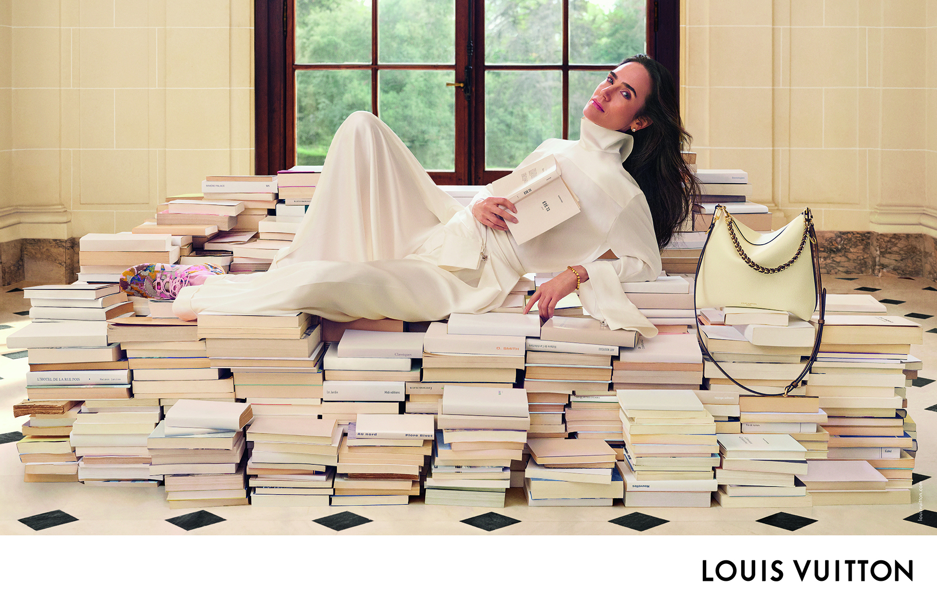 Louis Vuitton presenta la nueva campaña Women’s Spring-Summer 2026, protagonizada por Jennifer Connelly.