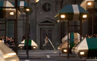 LOUIS VUITTON PRESENTA SU COLECCIÓN PRIMAVERA VERANO EN UN ESCENARIO FUTURISTA